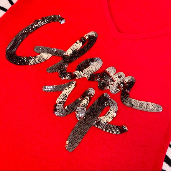 RARE & HTF Gorgeous RED TEE WITH BLING!! - Picture 5 of 5